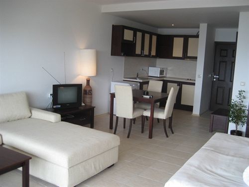 Ofir Apartment Hotel Созополь Екстер'єр фото